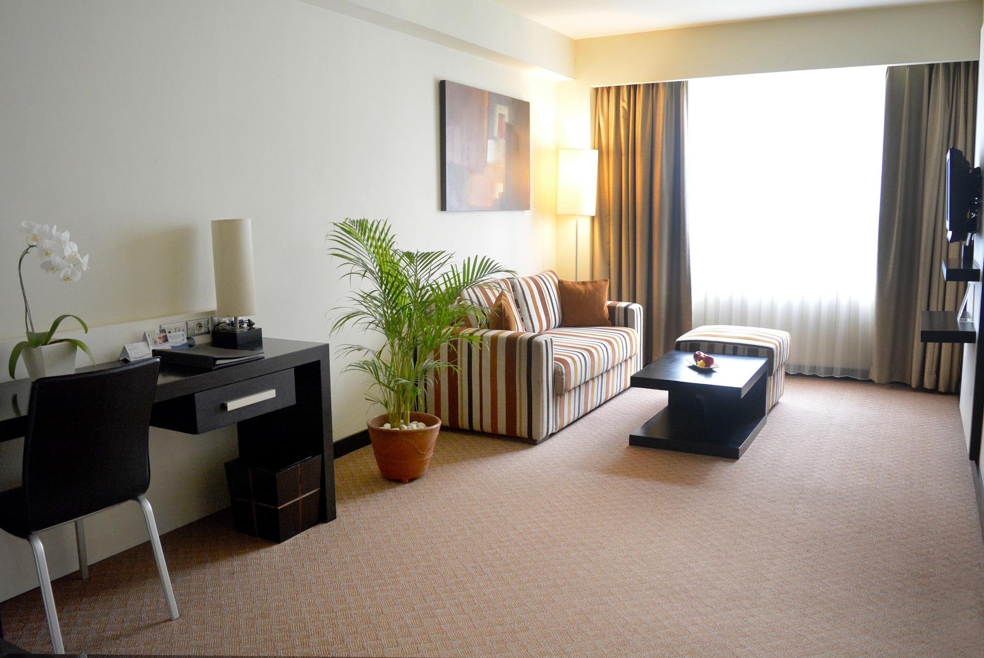 Aston Denpasar Hotel & Convention Extérieur photo