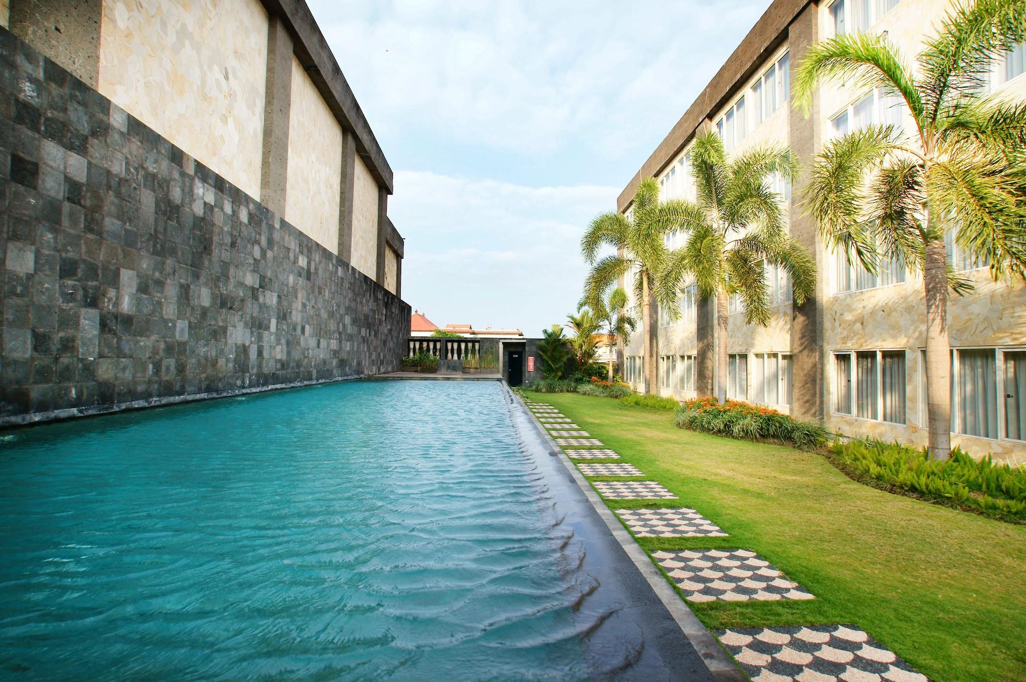 Aston Denpasar Hotel & Convention Extérieur photo