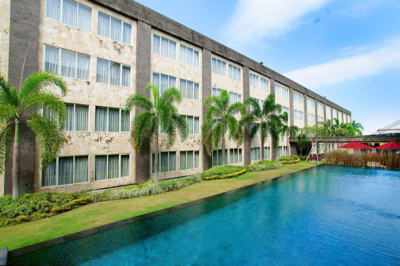 Aston Denpasar Hotel & Convention Extérieur photo