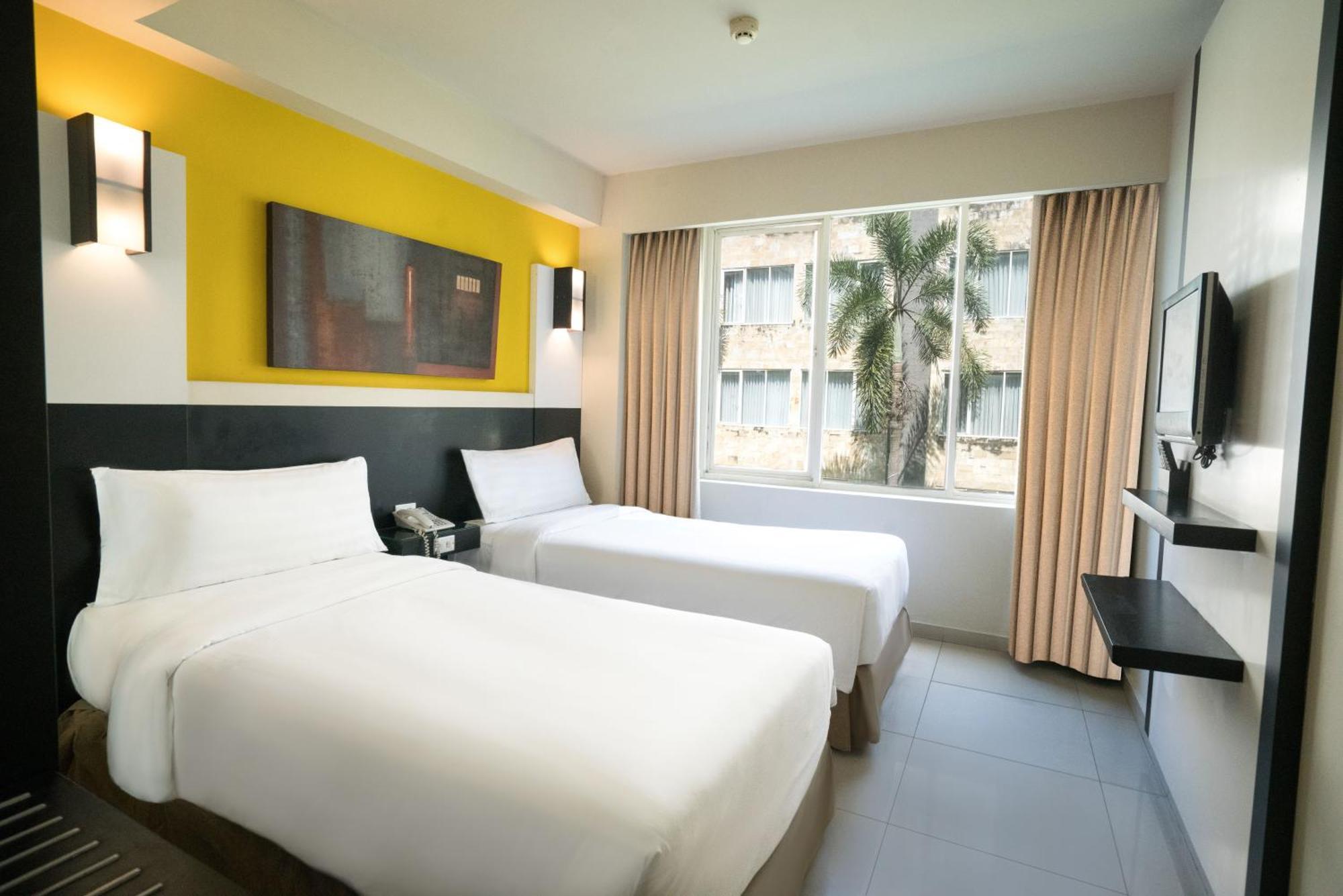 Aston Denpasar Hotel & Convention Extérieur photo